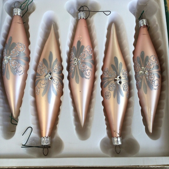 Lovely Vintage Pink Teardrop Ornaments - Picture 1 of 4